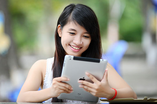 Child using an affordable tablet